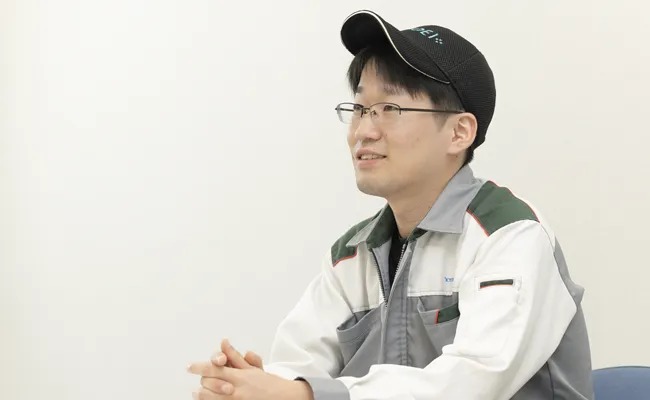 INTERVIEW 03